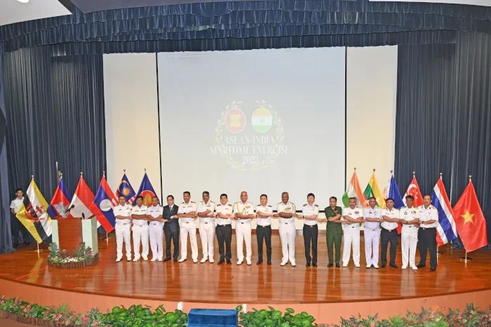 5月2日至5月8日，印度-东盟在南中国海举行海上演习。