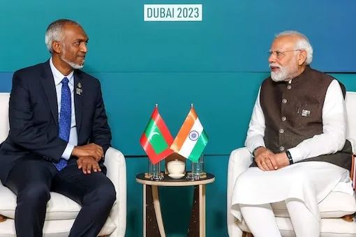 马尔代夫总统穆伊兹与印度总理莫迪。